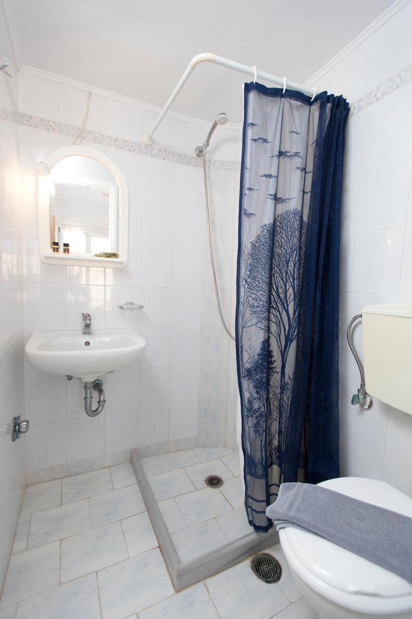 אלפוניסוס Kontogoni Rooms מראה חיצוני תמונה