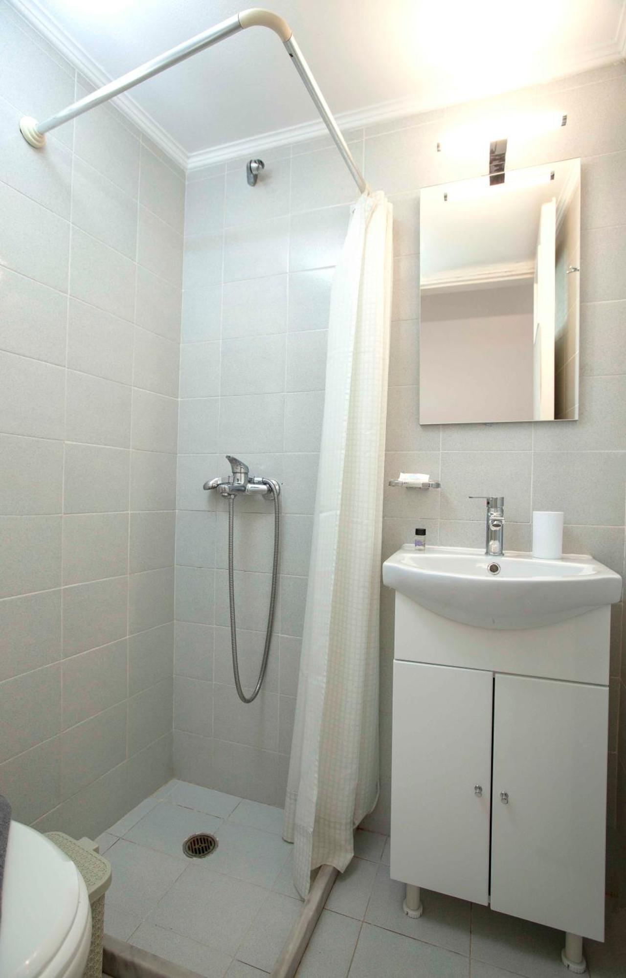 אלפוניסוס Kontogoni Rooms מראה חיצוני תמונה